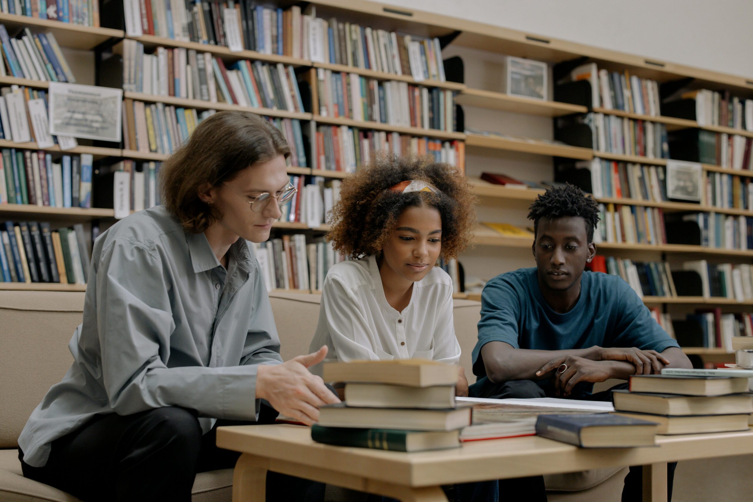 Students Studying In Library Education consultants in Pakistan for studying abroad - Sash Overseas Advisers