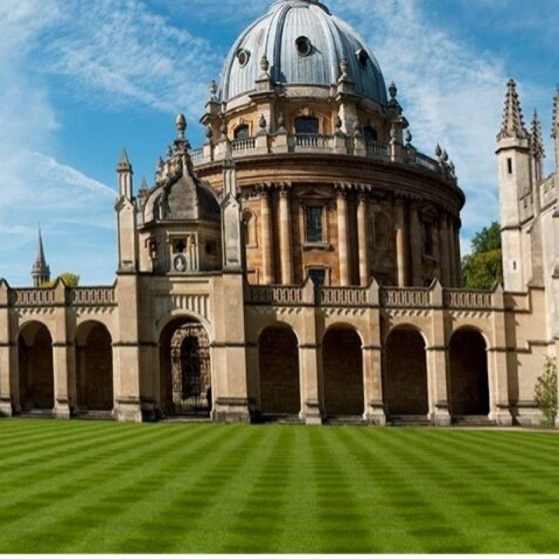 How to Prepare for an Oxbridge Interview from Pakistan in 2025